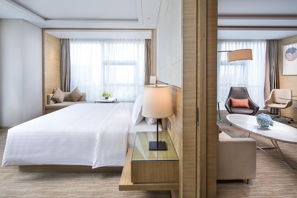 Jinan Inzone Royal Plaza Hotels Exterior photo